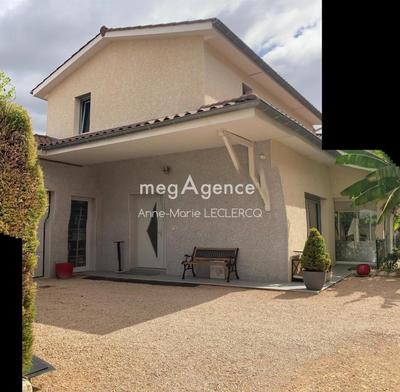 Maison de ville - 124 m² - 5 pièces