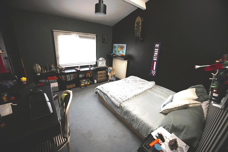 Maison - 200 m² - 8 pièces