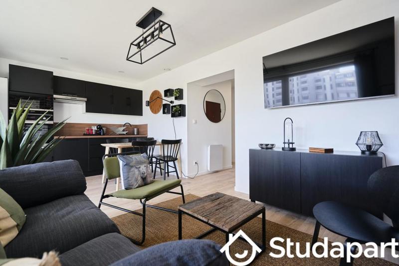 Chambre - 12 m² - 1 pièce