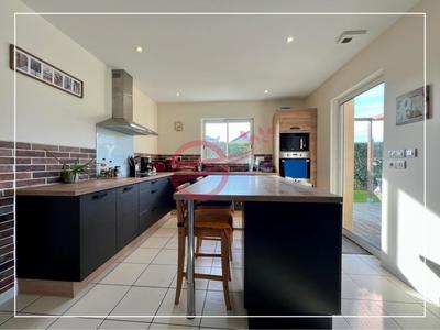 Maison - 115 m² - 6 pièces