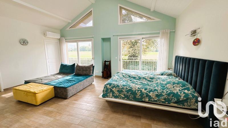 Maison - 215 m² - 6 pièces