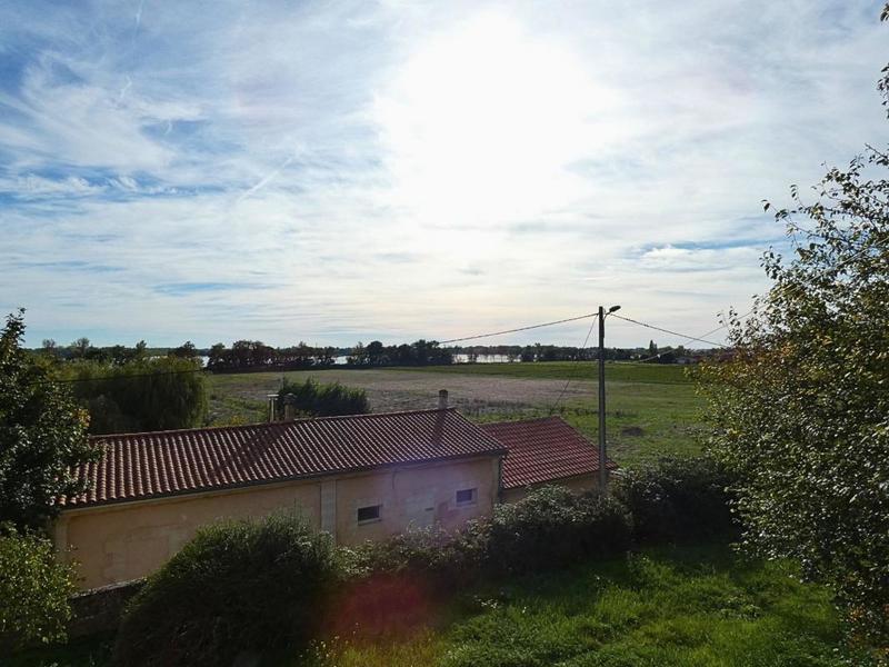 Maison - 280 m² - 8 pièces