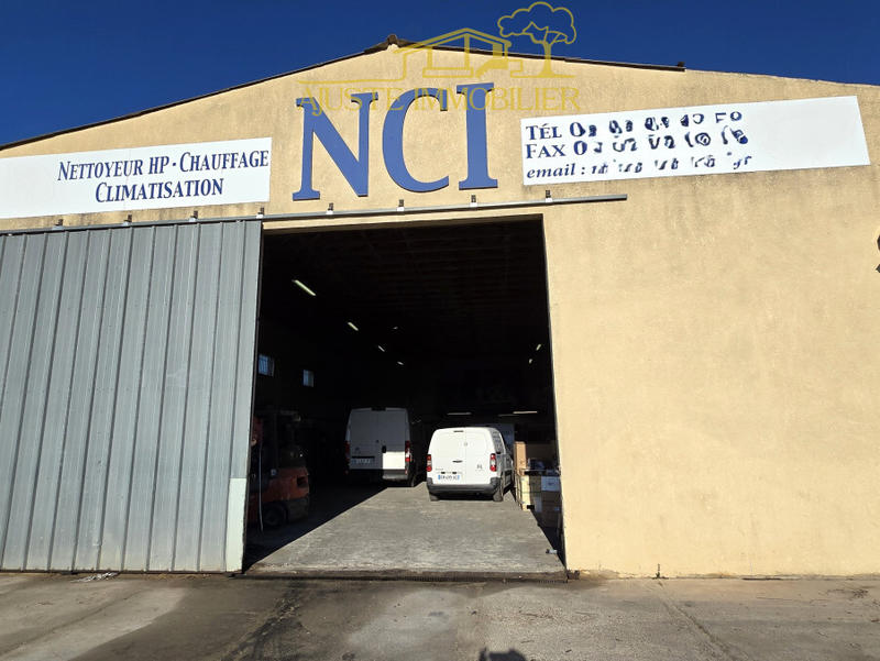 Local commercial - 465 m² - 7 pièces