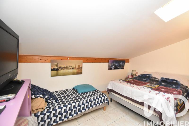 Maison - 212 m² - 8 pièces