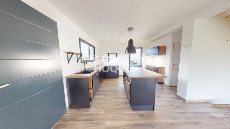 Maison - 83 m² - 5 pièces