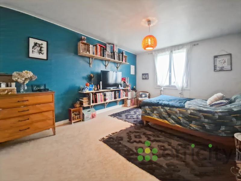 Maison - 98 m² - 6 pièces