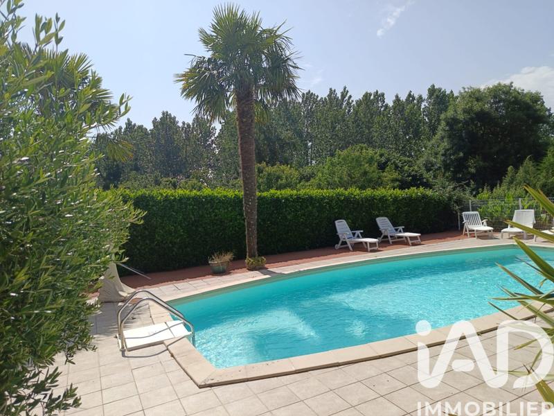 Maison de village - 320 m² - 11 pièces