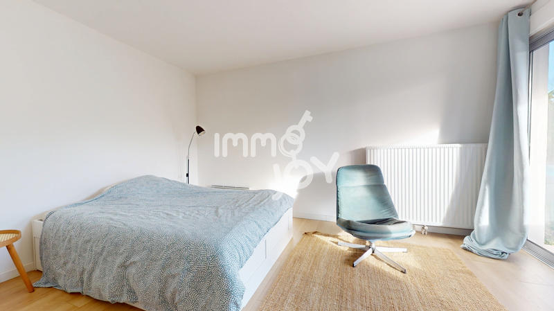 Maison - 217 m² - 5 pièces