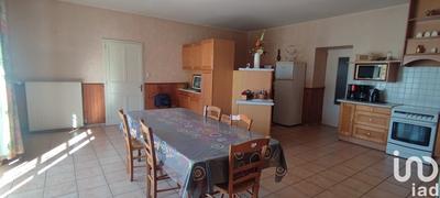 Maison - 197 m² - 7 pièces