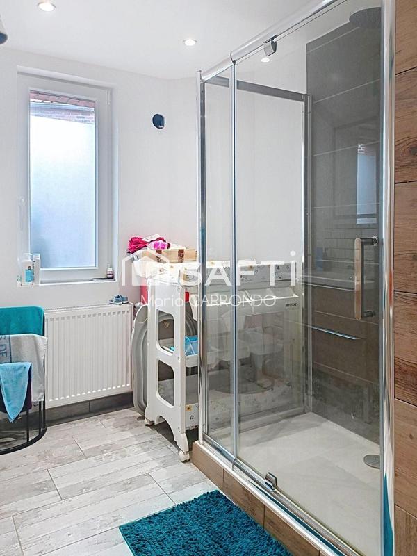 Maison - 105 m² - 6 pièces