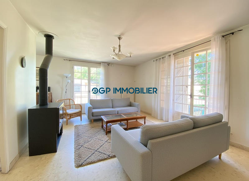 Maison - 180 m² - 6 pièces