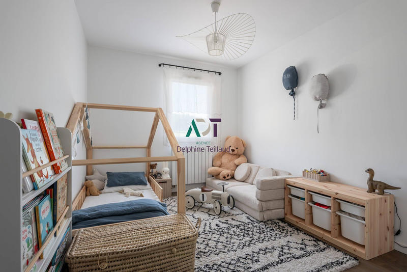 Appartement - 90 m² - 4 pièces