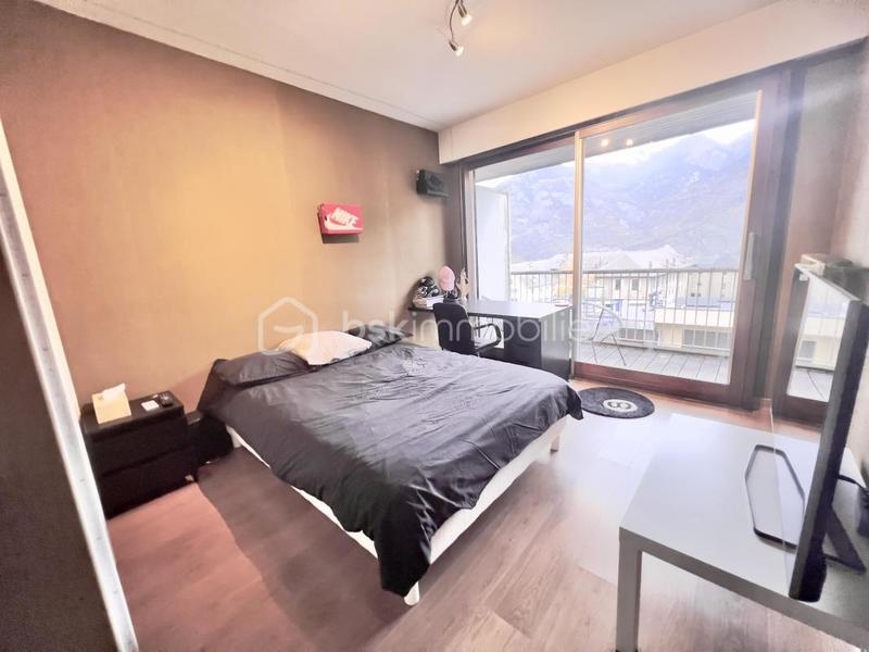 Appartement - 88 m² - 4 pièces