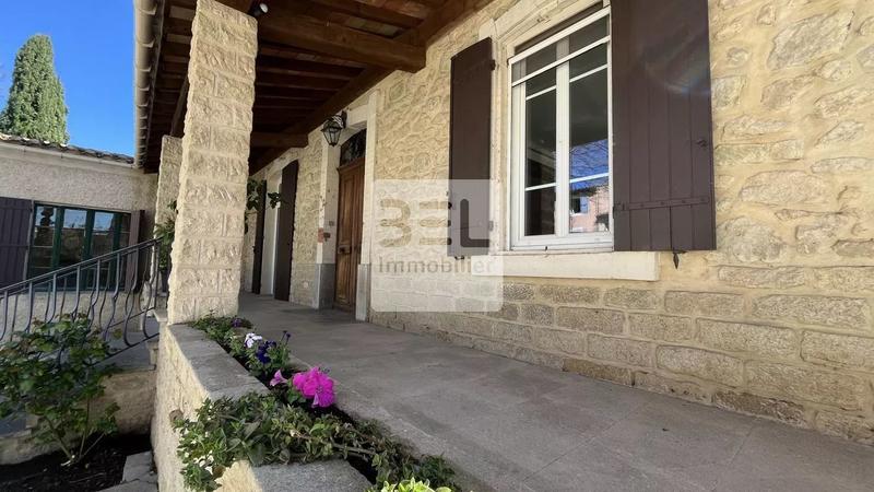 Maison bourgeoise - 181 m² - 8 pièces