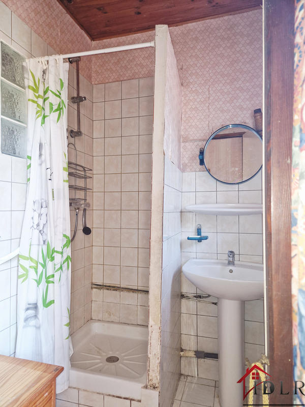 Maison de village - 85 m² - 2 pièces