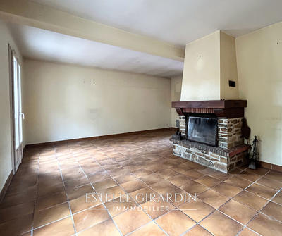 Maison - 145 m² - 6 pièces