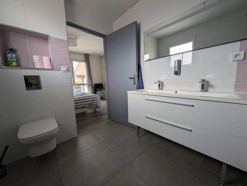 Maison - 195 m² - 6 pièces