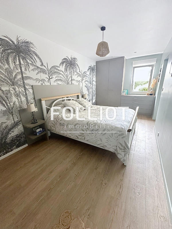 Maison - 171 m² - 7 pièces