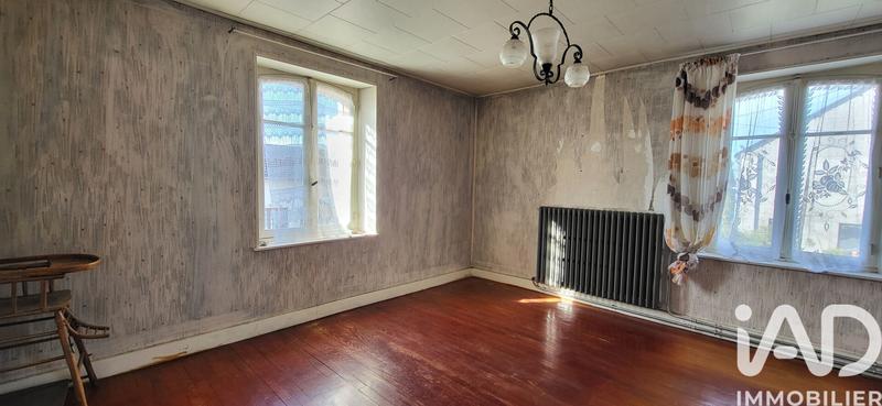 Maison - 220 m² - 8 pièces