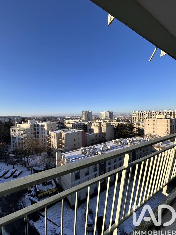 Appartement - 99 m² - 5 pièces