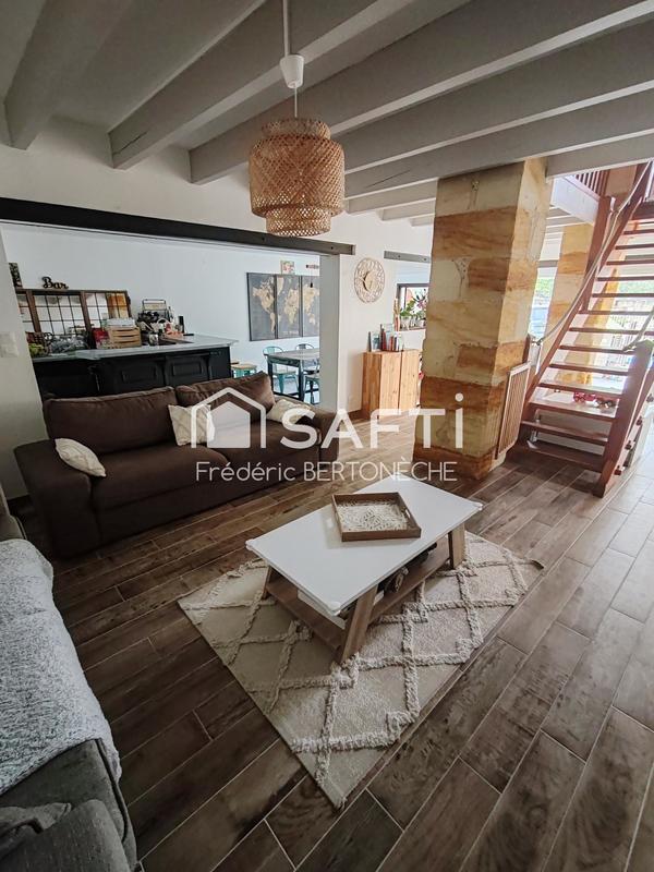 Maison - 180 m² - 7 pièces