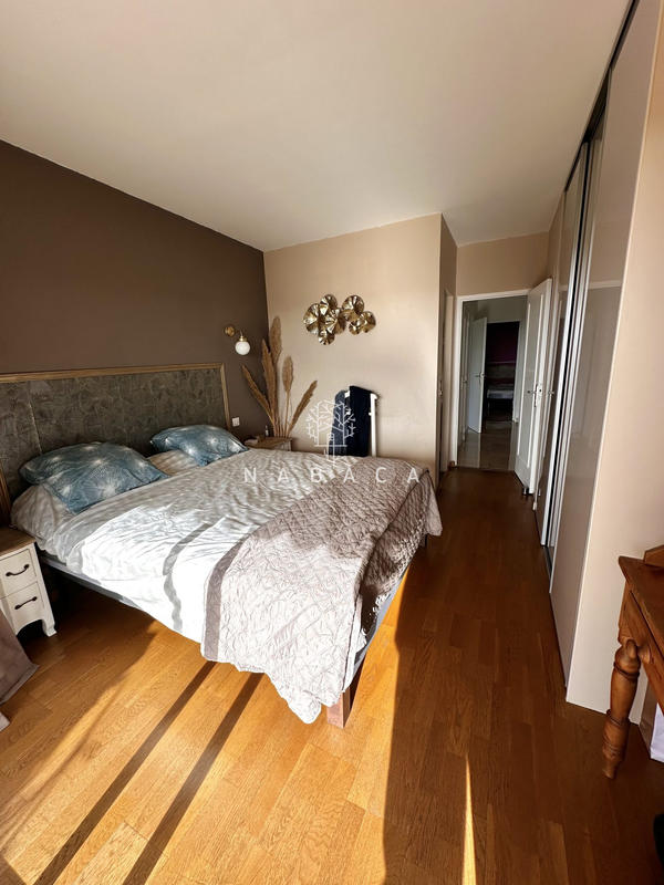 Appartement - 92 m² - 4 pièces