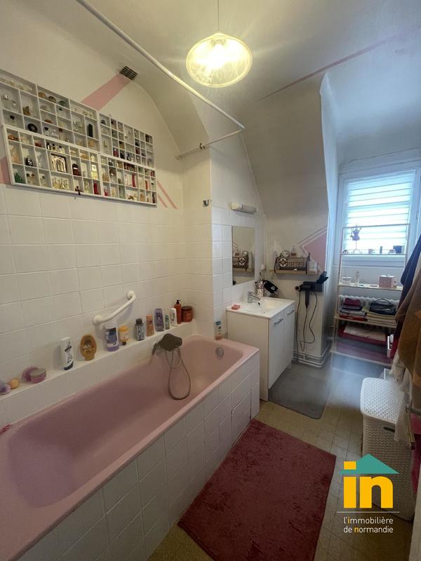 Appartement - 83 m² - 4 pièces