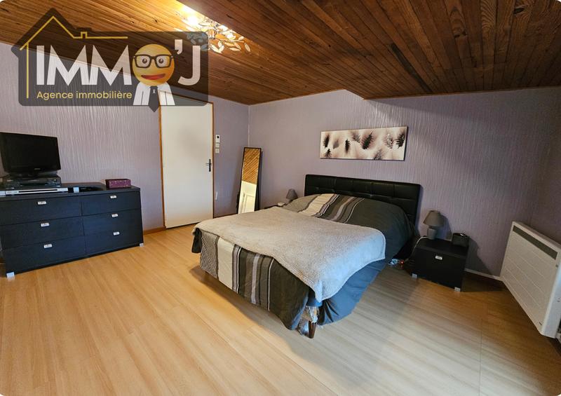 Maison - 112 m² - 7 pièces