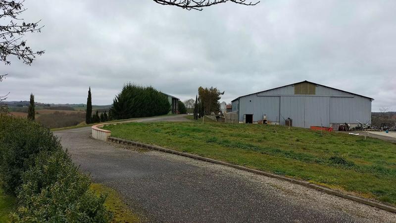 Corps de ferme - 230 m² - 5 pièces