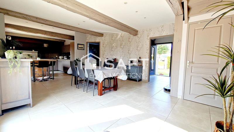 Maison - 186 m² - 8 pièces