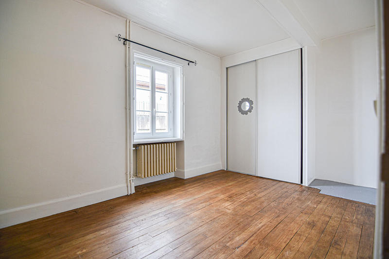 Maison de village - 180 m² - 6 pièces