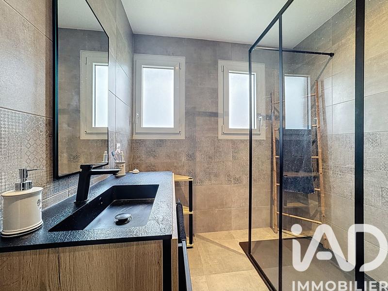 Maison - 188 m² - 7 pièces