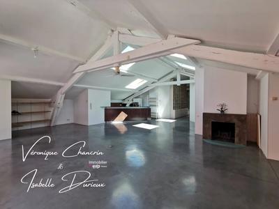 Loft - 181 m² - 5 pièces