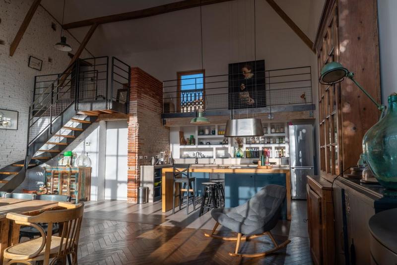 Propriété - 435 m² - 11 pièces