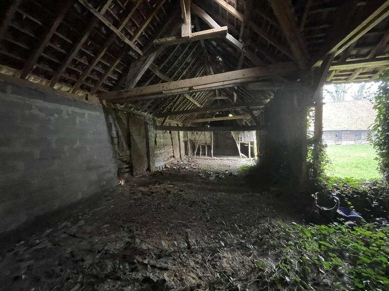 Corps de ferme - 280 m² - 9 pièces