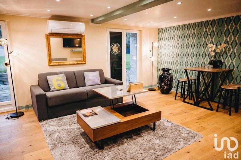 Local commercial - 1 200 m²