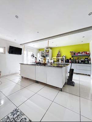 Maison de village - 245 m² - 6 pièces