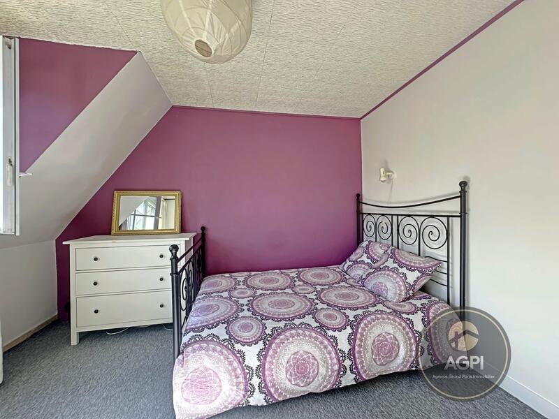 Maison - 148 m² - 8 pièces