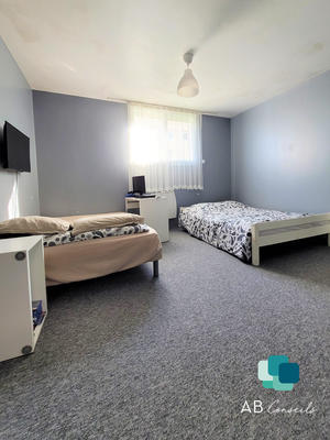 Maison traditionnelle - 138 m² - 5 pièces