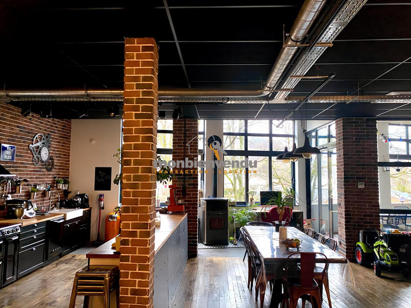 Appartement - 223 m² - 6 pièces