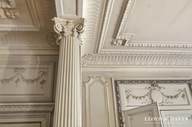 Maison - 392 m² - 12 pièces