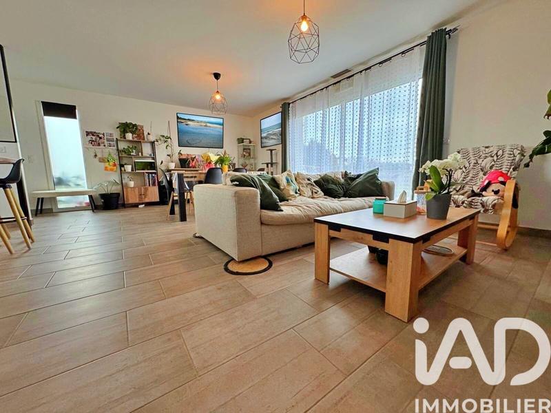 Maison - 90 m² - 4 pièces