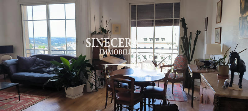 Appartement - 122 m² - 3 pièces