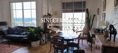 Appartement - 122 m² - 3 pièces