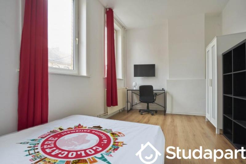 Chambre - 13 m² - 1 pièce