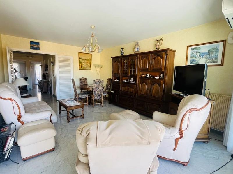 Appartement - 75 m² - 3 pièces