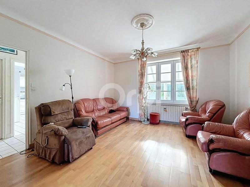 Maison - 111 m² - 5 pièces