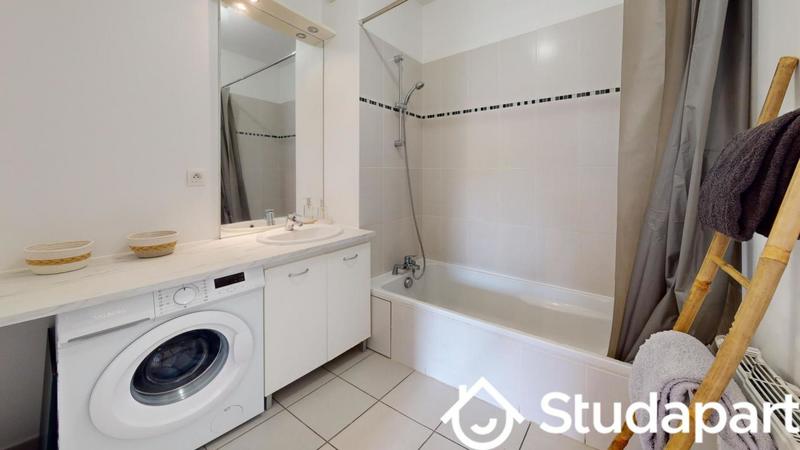 Chambre - 9 m² - 1 pièce