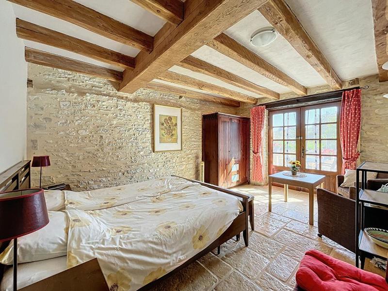 Maison - 350 m² - 12 pièces