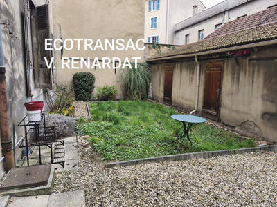 Appartement - 104 m² - 5 pièces